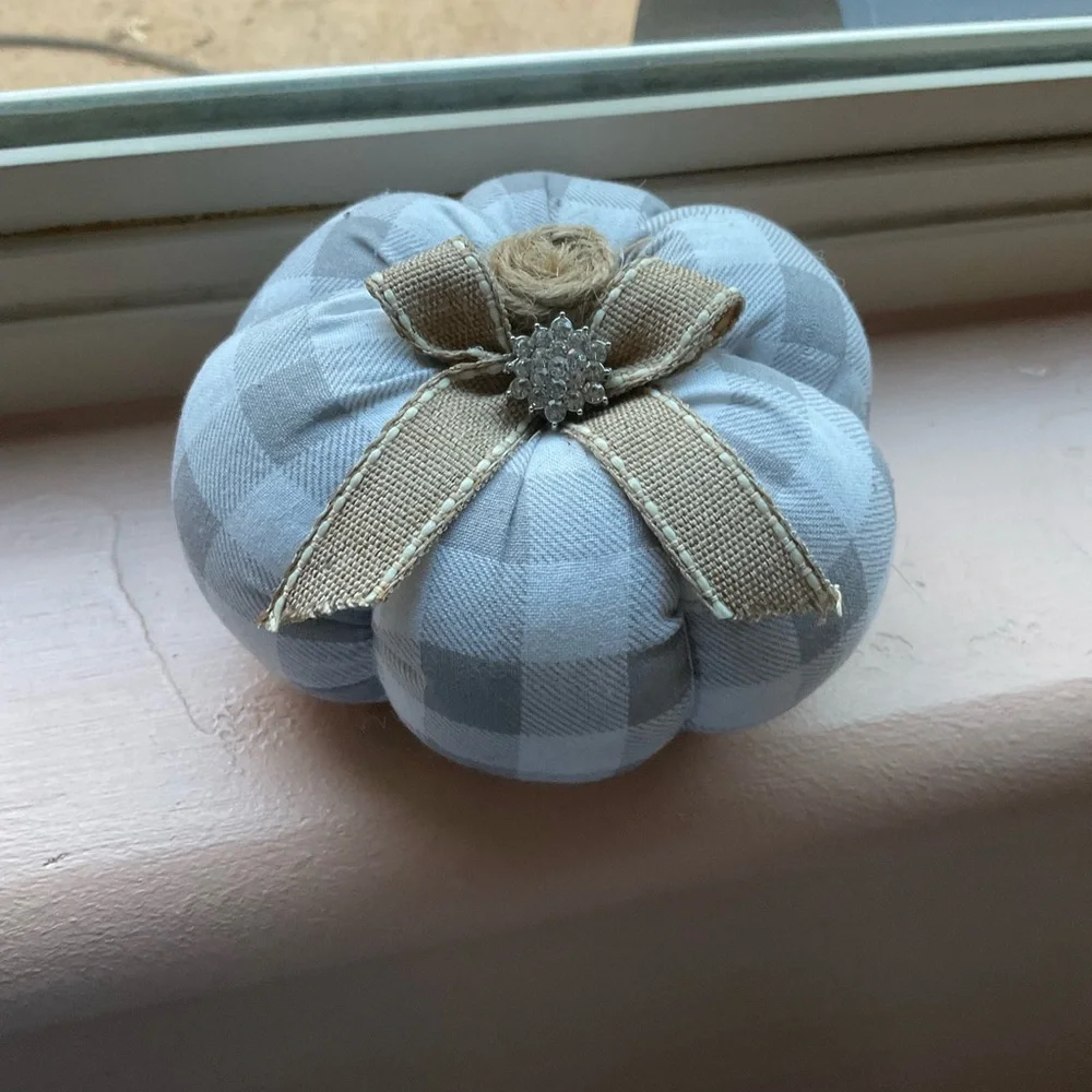 🌸3 for $20🌸 Farmhouse Fabric Gray & White Pumpkin w Rhinestone Accent - Picture 6 of 8